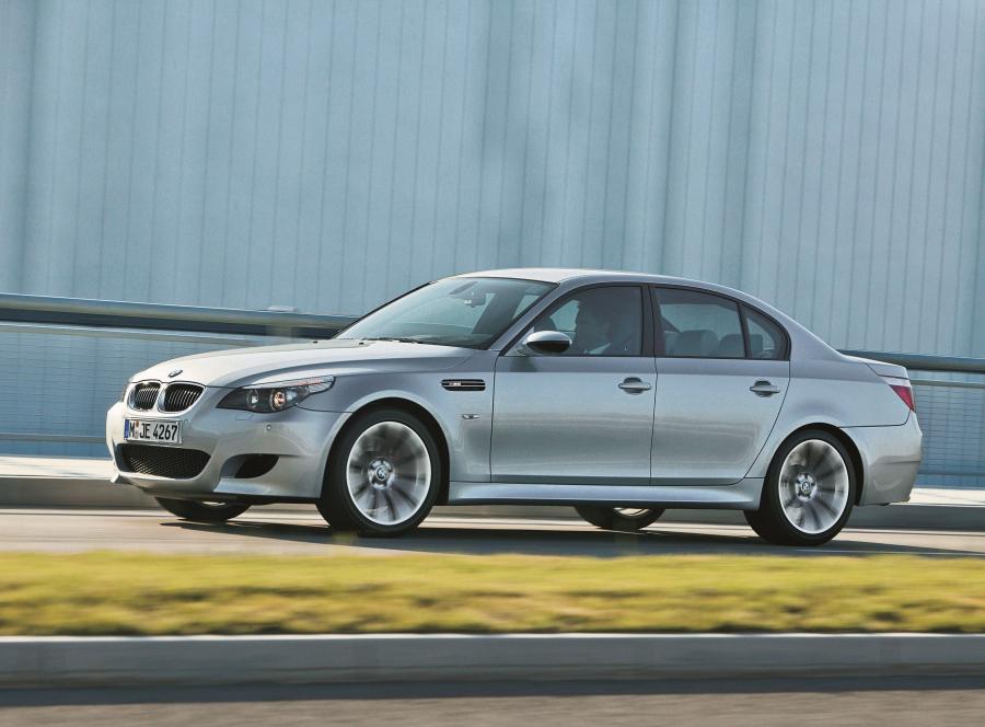  BMW M5 (E60) 2004 года  (WW) (фото 73 из 98)